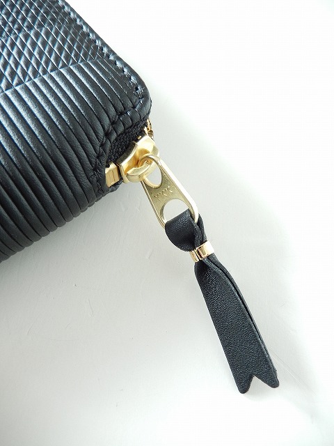 Wallet COMME des GARCONS【ウォレットコムデギャルソン】正規取り扱い